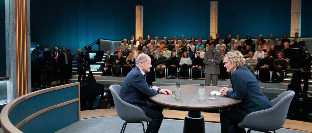 Scholz trat live in der ARD-Sendung von Caren Miosga auf.