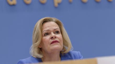 Nancy Faeser SPD, Bundesministerin des Inneren und für Heimat, stellt den BSI-Lagebericht 2024 vor.