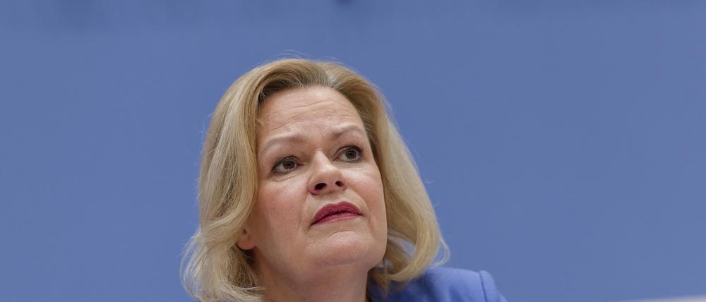 Nancy Faeser SPD, Bundesministerin des Inneren und für Heimat, stellt den BSI-Lagebericht 2024 vor.