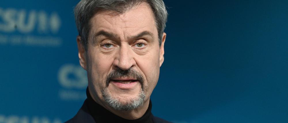 Markus Söder, CSU-Vorsitzender und bayerischer Ministerpräsident, spricht in der CSU-Landesleitung bei einer Pressekonferenz über den Bruch der Ampel-Koalition. 