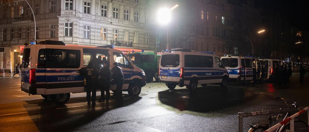 Die Polizei denkt erneut über Verbotszonen für Feuerwerk nach. (Symbolbild)