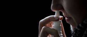 Nasenspray - könnte es auch gegen das Coronavirus helfen? 