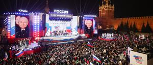 Große Propaganda-Show zum zehnten Jahrestag der Krim-Annexion im Frühjahr 2024 auf dem Roten Platz in Moskau
