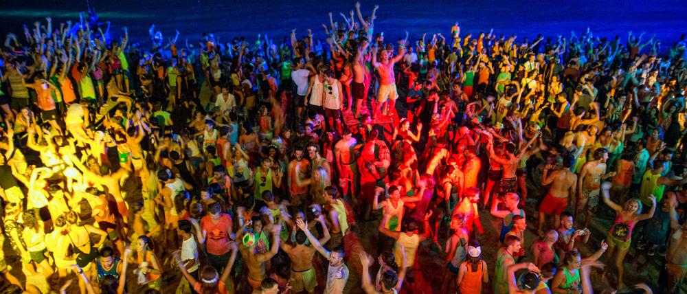 Eine Full Moon Party in Koh Phangan.