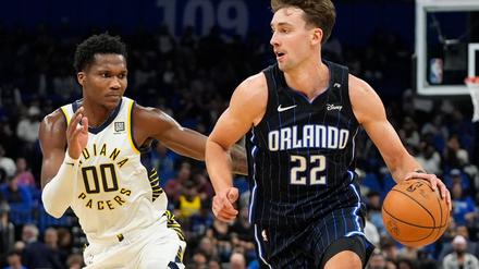 Spielt in der NBA auf starkem Niveau: Weltmeister Franz Wagner (rechts). 