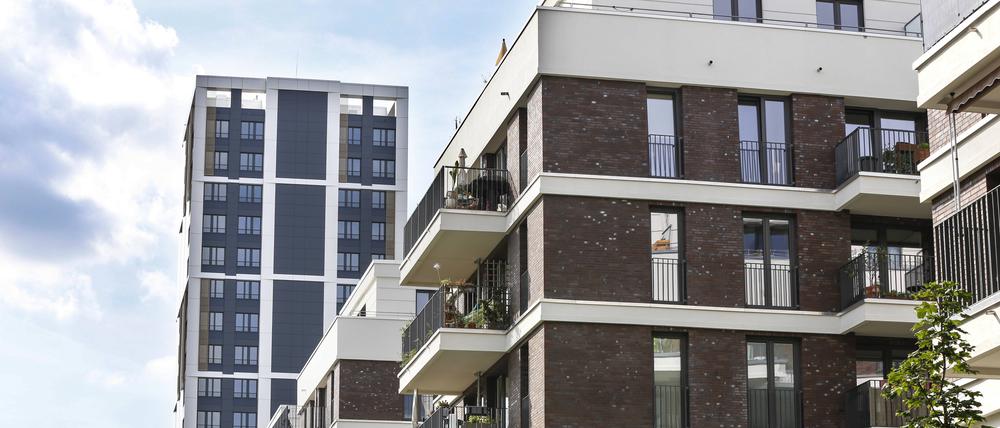 Neubauviertel mit 600 neu gebauten Wohnungen im Wohnpark St. Marien im Berliner Stadtteil Neukoelln. Berlin 