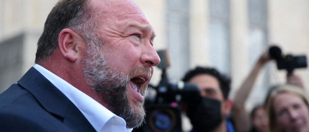 Der rechte Verschwörungstheoretiker Alex Jones.