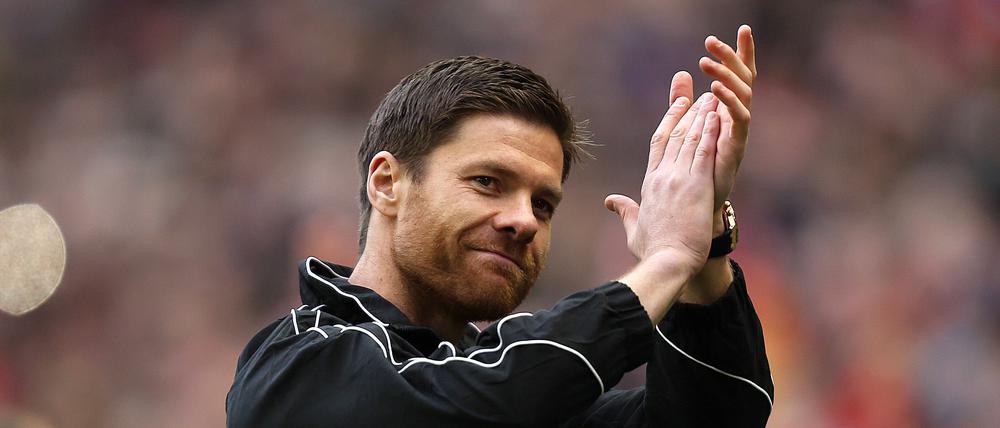 Xabi Alonso brachte die Leverkusener vergangene Saison zum Meistertitel, nun bleibt offen, ob er noch eine Saison bleibt. 