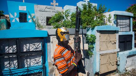 Ein Gangmitglied in Haiti.