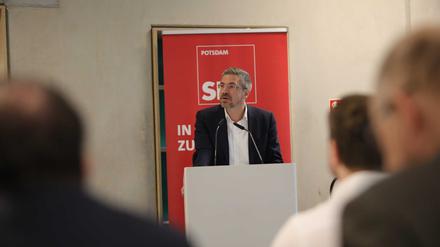 Oberbürgermeister Mike Schubert beim SPD-Parteitag