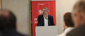 Oberbürgermeister Mike Schubert beim SPD-Parteitag