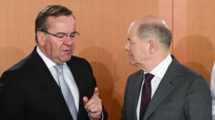 Bundesverteidigungsminister Boris Pistorius und Bundeskanzler Olaf Scholz