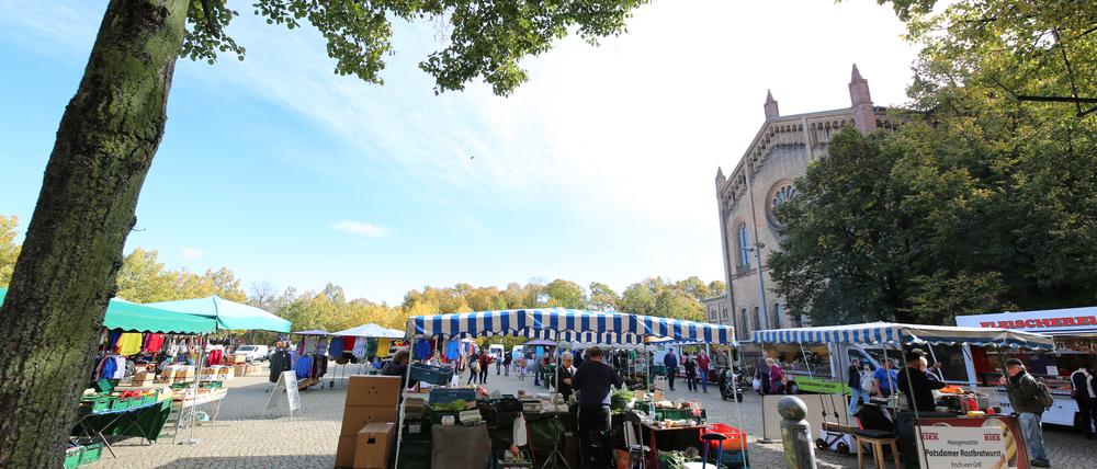 Blick auf den Markt auf dem Bassinplatz Potsdam (Symbolfoto).