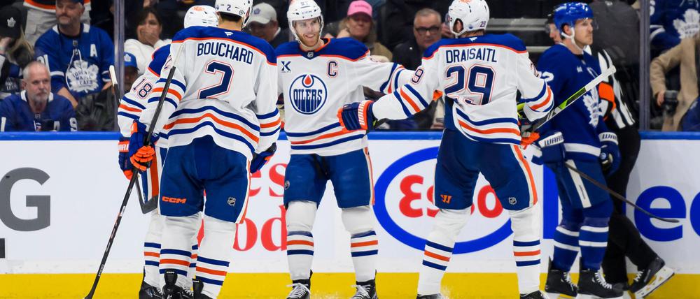 Leon Draisaitl (Nr. 29) traf zum 3:3 - am Ende verloren die Edmonton Oilers in der Verlängerung.