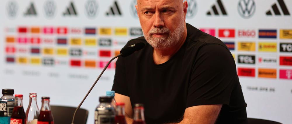 Sergej Barbarez war nach dem 0:7 gegen Deutschland enttäuscht, aber auch angriffslustig. 