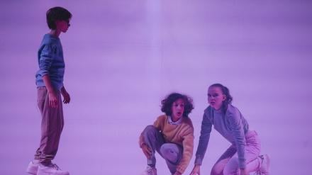 Das Musiktheaterstück  „Immmermeeehr“ basiert auf echten Erfahrungen von Schülern.