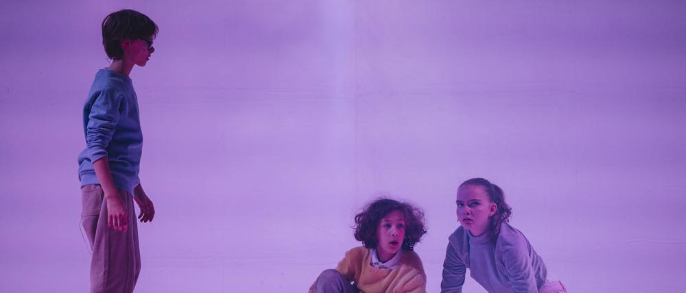 Das Musiktheaterstück „Immmermeeehr“ basiert auf echten Erfahrungen von Schülern.