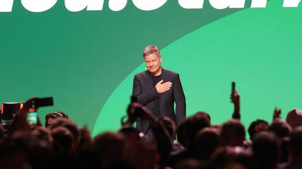 Kanzlerkandidat mit Demut: So präsentierte sich Robert Habeck auf dem Grünen-Parteitag in Wiesbaden. 