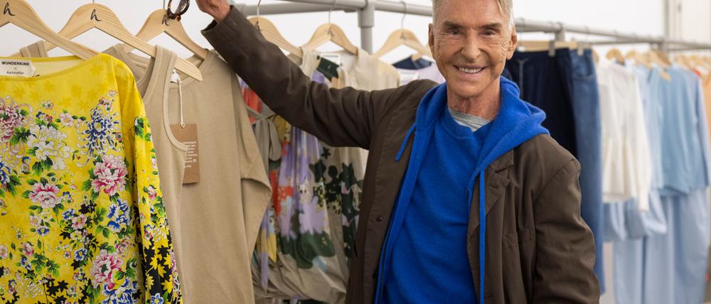Designer Wolfgang Joop schätzt den Wert von Bio-Materialien in der Mode. (Archivbild)