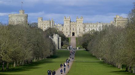 Einbrechern ist es gelungen, zwei Fahrzeuge aus dem königlichen Anwesen um Schloss Windsor zu stehlen. (Archivbild)