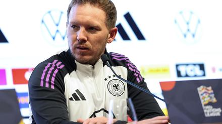 Der Bundestrainer nutzt die Partie in Ungarn zur Rotation in seinem Team.