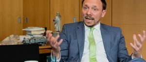 CDU-Bundestagsabgeordneter und Ostbeauftragter der Bundesregierung Marco Wanderwitz am 03. März 2020 im Gespräch mit dem Tagesspiegel in seinem Abgeordneten-Büro im Jakob-Kaiser-Haus in Berlin-Mitte.