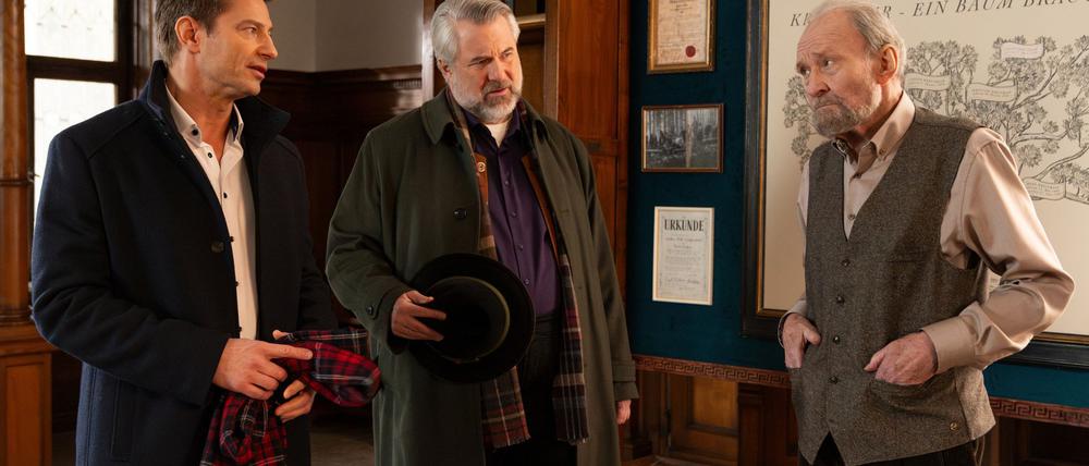 Die Kommissare müssen den Mord an einem Waldbesitzer aufklären.