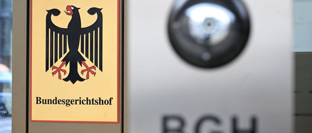 Schon 2021 erklärte der BGH bestimmte Vertragsklauseln in den Geschäftsbedingungen von Sparkassen und Banken für unwirksam. (Archivbild)
