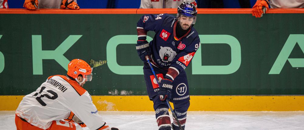 Liam Kirk setzte sich mit den Eisbären gegen seinen Ex-Klub Sheffield durch.