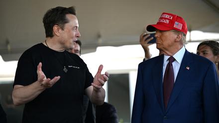 Am Dienstag wohnte Trump dem sechsten Testflug einer Starship-Rakete von Elon Musks Firma SpaceX bei. 