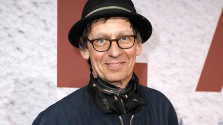 Christian Lorenz alias Flake kam 1966 in Ost-Berlin zur Welt und ist als Keyboarder von Rammstein bekannt geworden. 