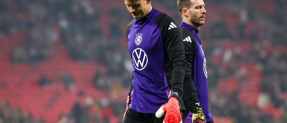 Alexander Nübel (l.) und Oliver Baumann konkurrieren um die feste Stellvertreter-Rolle im deutschen Tor für den verletzten Marc-André ter Stegen. 