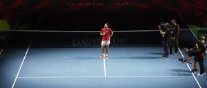 Als anfeuernder Zuschauer erlebte Rafael Nadal auf der Tribüne, wie seine Zeit als Aktiver zu Ende ging.