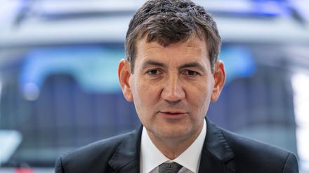 VW-Personalvorstand Gunnar Kilian begrüßt den jüngsten Vorstoß der IG Metall, hält sich zum Inhalt aber noch bedeckt. (Archivbild)