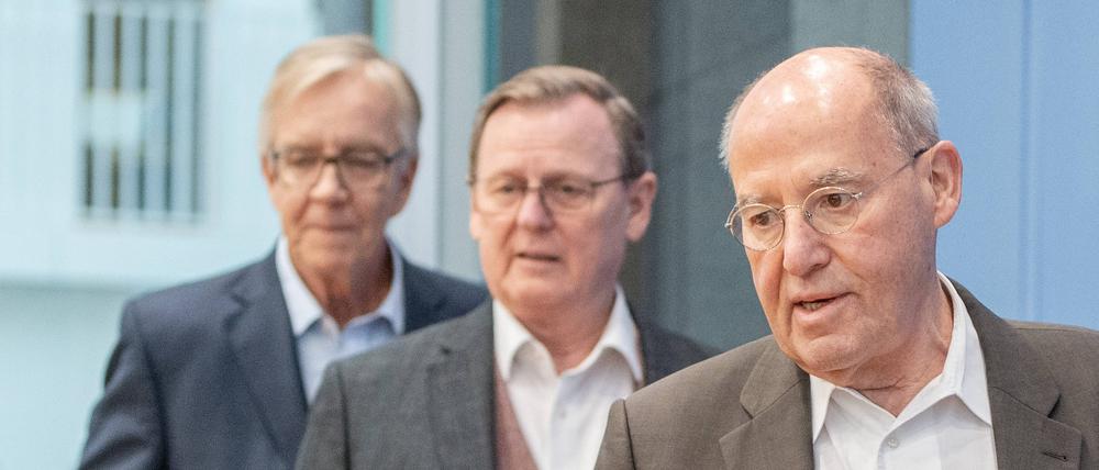 Die „Mission Silberlocke“ geht an den Start: Dietmar Bartsch, Bodo Ramelow und Gregor Gysi (von links).
