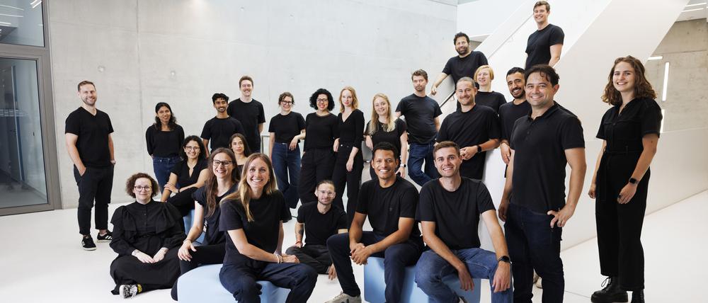 Das Cambrium-Team besteht aus Mitarbeitern aus 13 Nationen und vier Kontinenten.