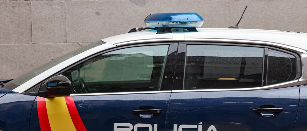 Ein Streifenwagen der Polizei Policia Nacional.