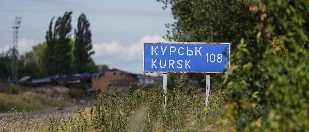 Übereinstimmenden Berichten zufolge hat die ukrainische Armee bis zu zwölf Marschflugkörper vom Typ Storm Shadow auf die Region Kursk abgeschossen.