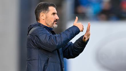 Cristian Fiél ist seit dem Sommer Trainer von Hertha BSC. Er will der Mannschaft einen neuen Spielstil vermitteln.