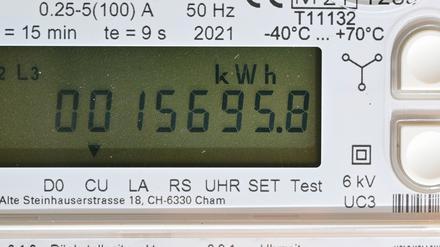 Zum Jahreswechsel ändern wieder viele Energieunternehmen ihre Grundversorgungstarife. Beim Strom gibt es mehr Senkungen als Erhöhungen. (Symbolbild)