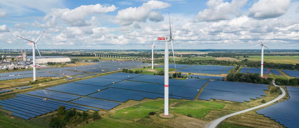 Fast 90 Prozent der Bevölkerung äußern Zustimmung zum Ausbau erneuerbarer Energien. Der Wert ist in den vergangenen Jahren stabil geblieben. (Symbolbild)