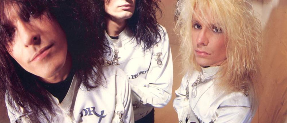 Vor 35 Jahren veröffentlichte die Hardrock-Band Mötley Crüe ihr erfolgreichstes Album: (l-r) Nikki Sixx, Tommy Lee, Vince Neil und Mick Mars (hinten).
