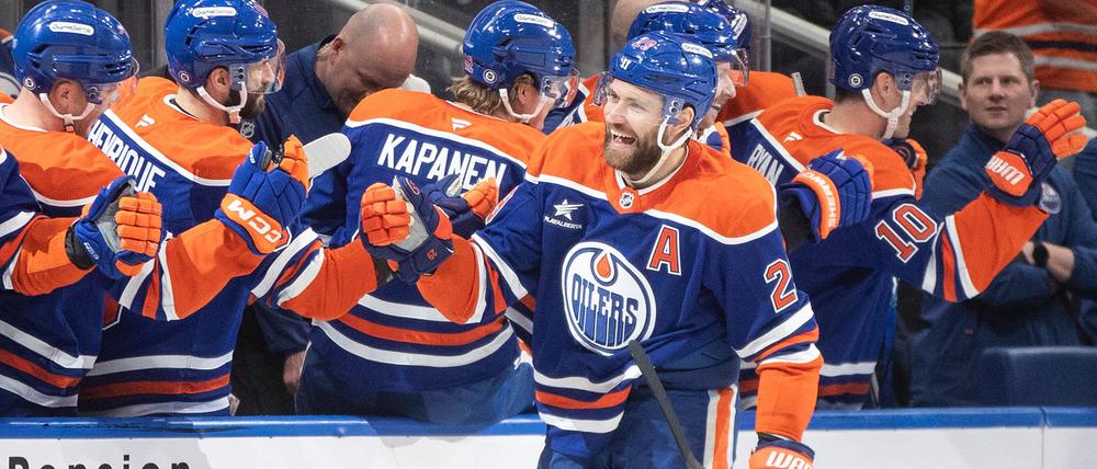 Leon Draisaitl erzielte gegen Minnesota mit einem Pass kurios sein 15. Saisontor.