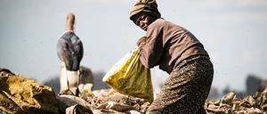Rund 200.000 Menschen leben in Korogocho, viele von ihnen als Müllsammler.