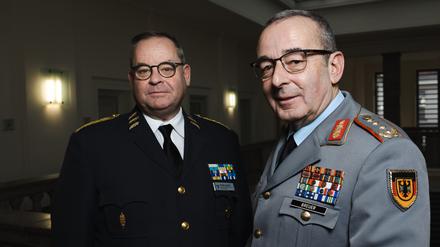 Carsten Breuer, Generalinspekteur der Bundeswehr mit seinem schwedischen Kollegen General Michael Claesson. Interview mit Christopher Ziedler im Bendlerblock.
