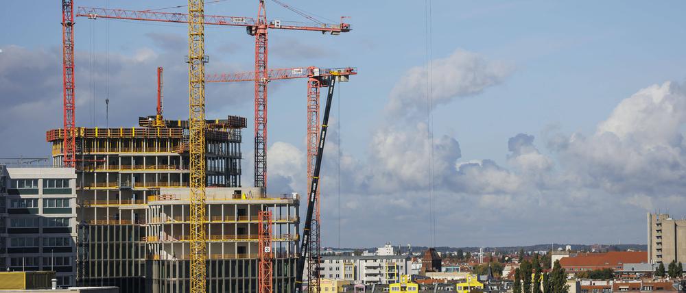 In Ingolstadt ist ein Bauarbeiter von Baumaterialien erschlagen worden