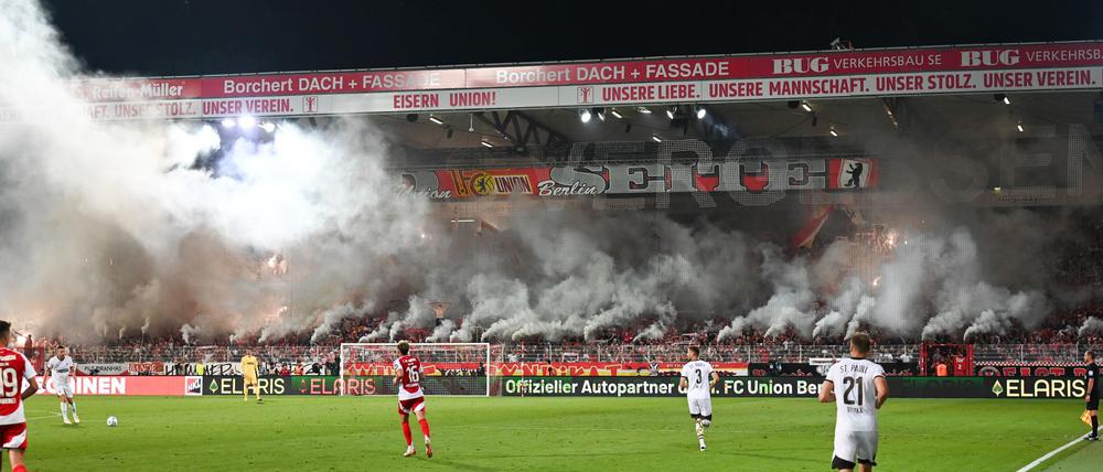 Das DFB-Sportgericht hat den 1. FC Union Berlin zu einer Geldstrafe verurteilt.
