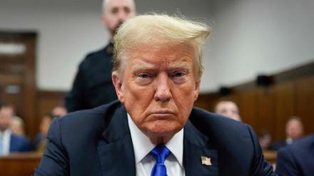 Donald Trump nimmt am 30. Mai 2024 an seinem Strafprozess im Manhattan Criminal Court in New York City teil.