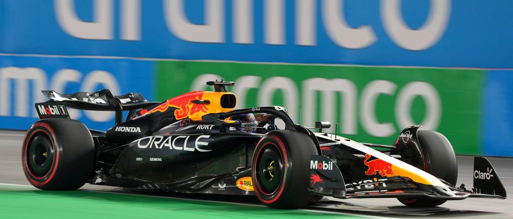 Im dritten Training fühlte sich Max Verstappen in seinem Red Bull deutlich wohler auf der Strecke. 