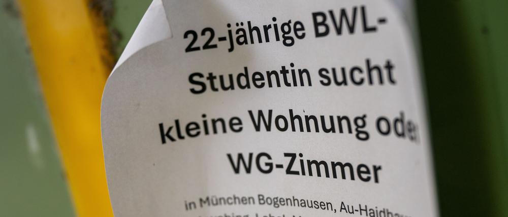 Der Jugendverband der SPD, die Jusos, dringt darauf, die Mietpreise in Wohngemeinschaften für junge Menschen begrenzen.